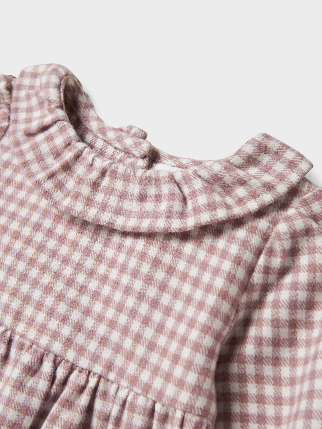 model_shot-front_full